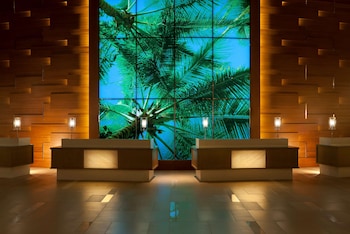 Hotel entrance and lobby at Hyatt Regency Orange County