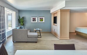 Executive Suite, 1 King Bed with Sofa bed