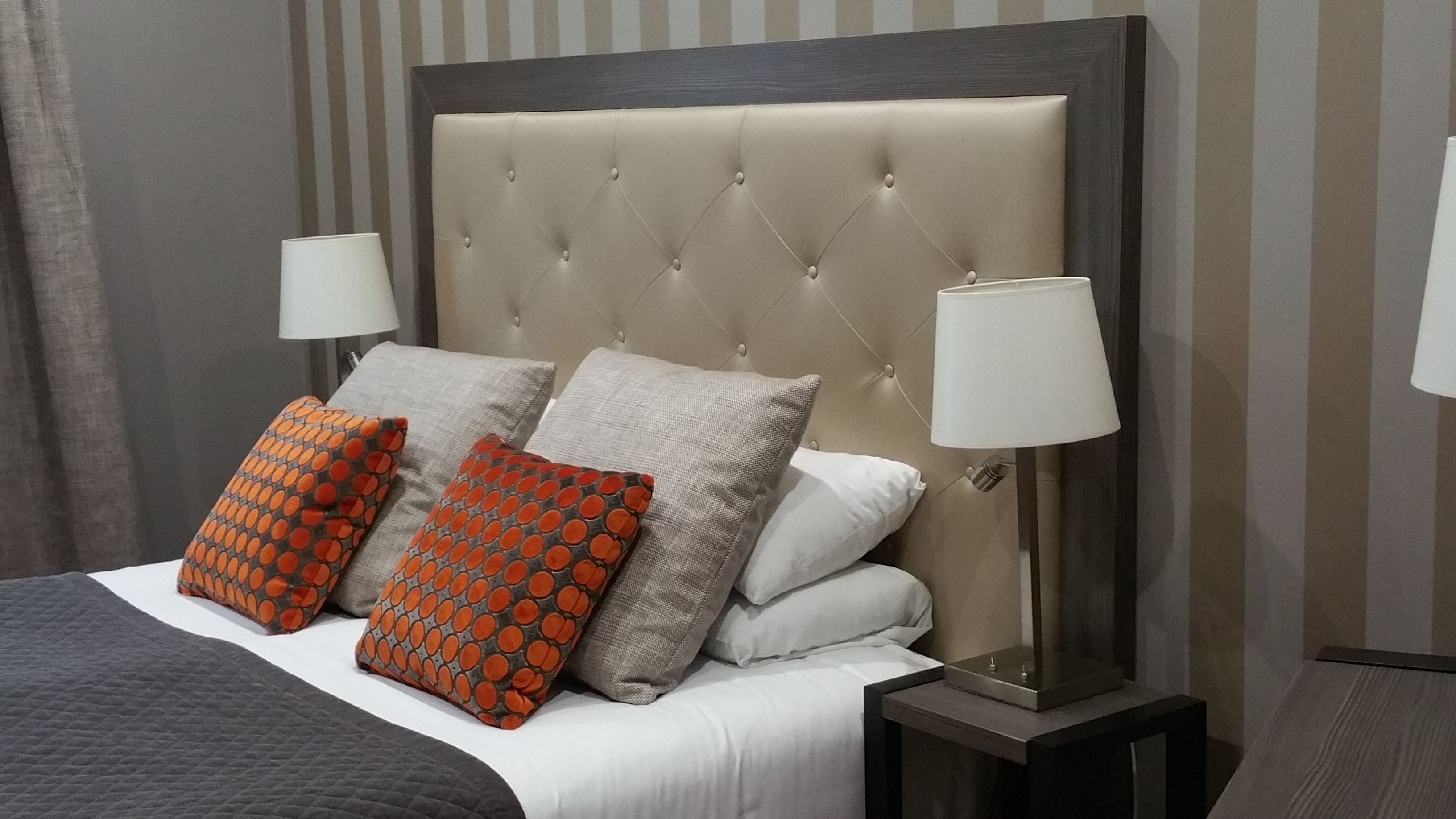 triple room | premium bedding, minibar, individually decorated, desk