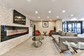 Lobby lounge