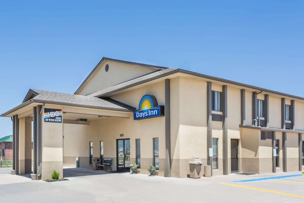 Exterior - Days Inn by Wyndham Colby (Colby)