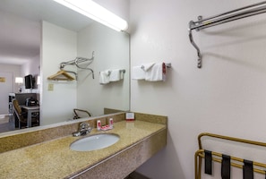 Standard Room, 1 King Bed, Non Smoking | Bathroom | Combined shower/tub, free toiletries, hair dryer, towels - Econo Lodge Little Creek (Norfolk)