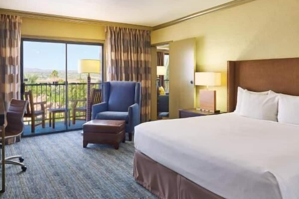 Ropa de cama de alta calidad y camas con pillow-top