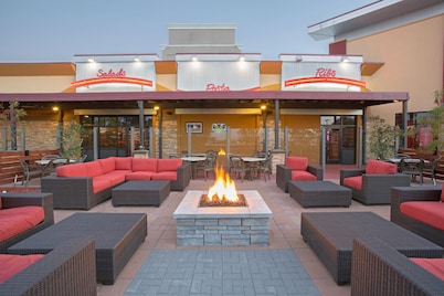 Wyndham Grand Executive Center Little Rock Airport