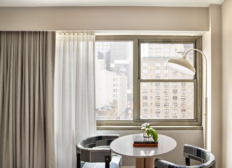 Kimpton Hotel Theta, an IHG Hotel - Image 4