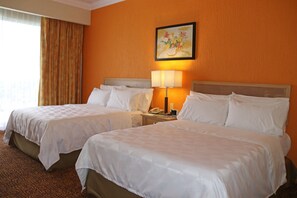Standard Room, 2 Double Beds | In-room safe, desk, iron/ironing board, free cots/infant beds - Holiday Inn La Piedad by IHG (La Piedad)