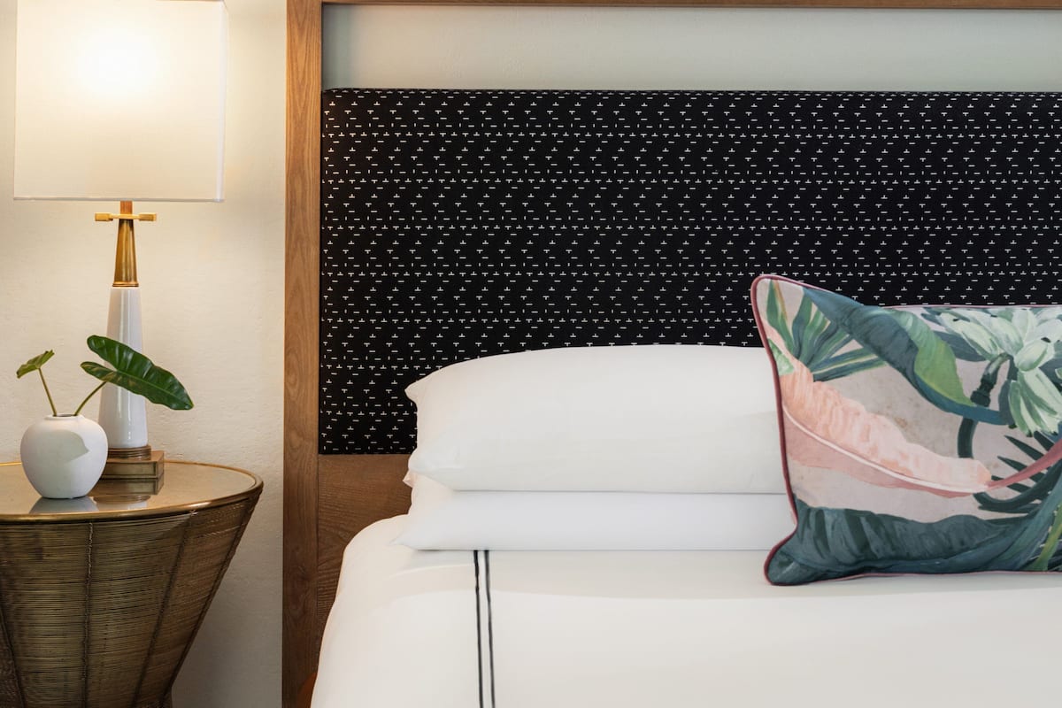 Italienische Bettbezüge von Frette, hochwertige Bettwaren, Minibar