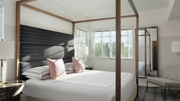 Frette Italian sheets, premium bedding, minibar, in-room safe