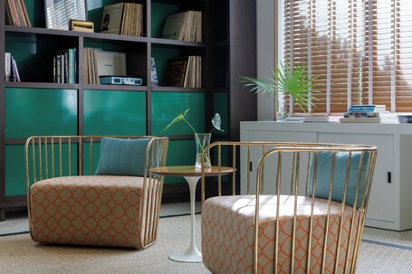 Kimpton Surfcomber Hotel, an IHG Hotel - Image 12