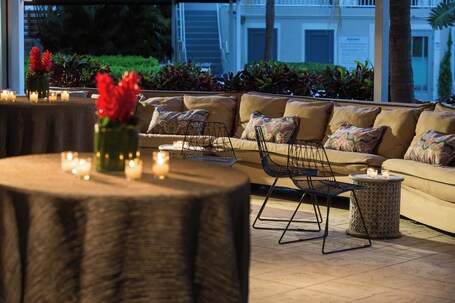 Kimpton Surfcomber Hotel, an IHG Hotel - Image 79