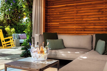 Kimpton Surfcomber Hotel, an IHG Hotel - Image 54