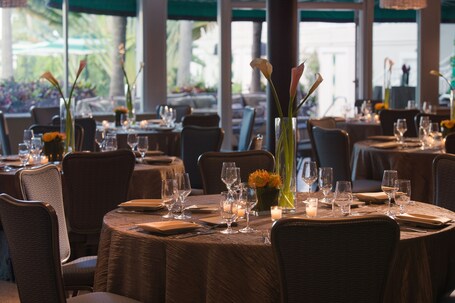 Kimpton Surfcomber Hotel, an IHG Hotel - Image 91