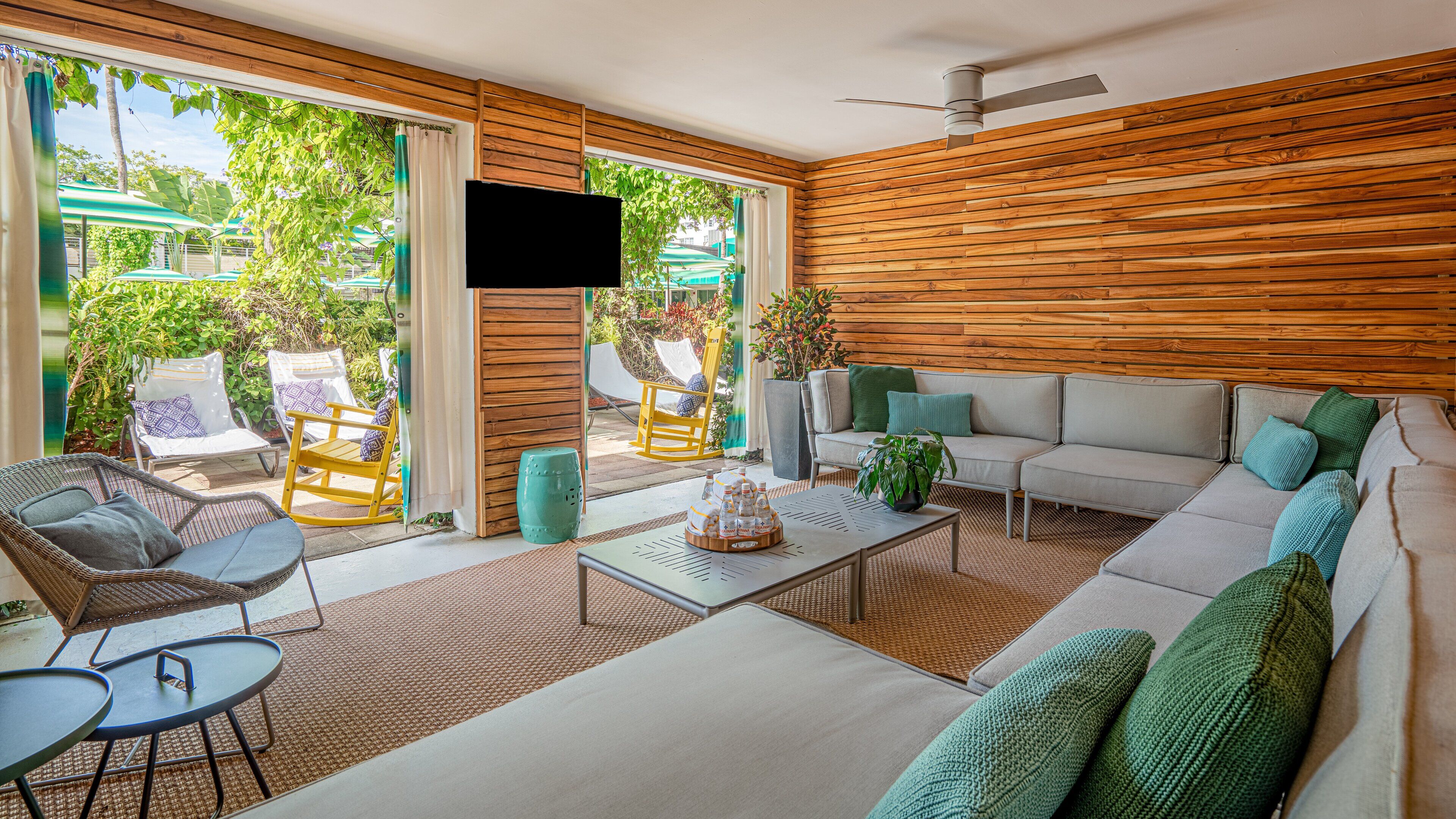 Foto - Kimpton Surfcomber Hotel by IHG