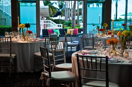 Kimpton Surfcomber Hotel, an IHG Hotel - Image 49