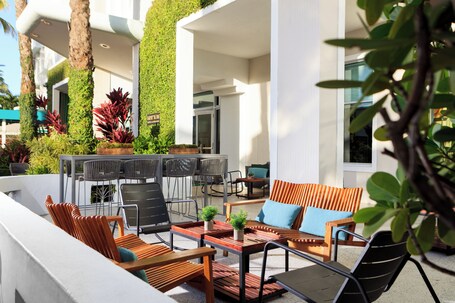 Kimpton Surfcomber Hotel, an IHG Hotel - Image 70