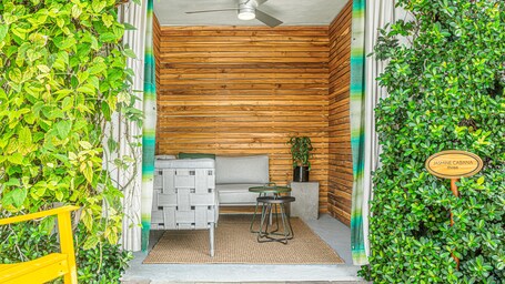 Kimpton Surfcomber Hotel, an IHG Hotel - Image 77