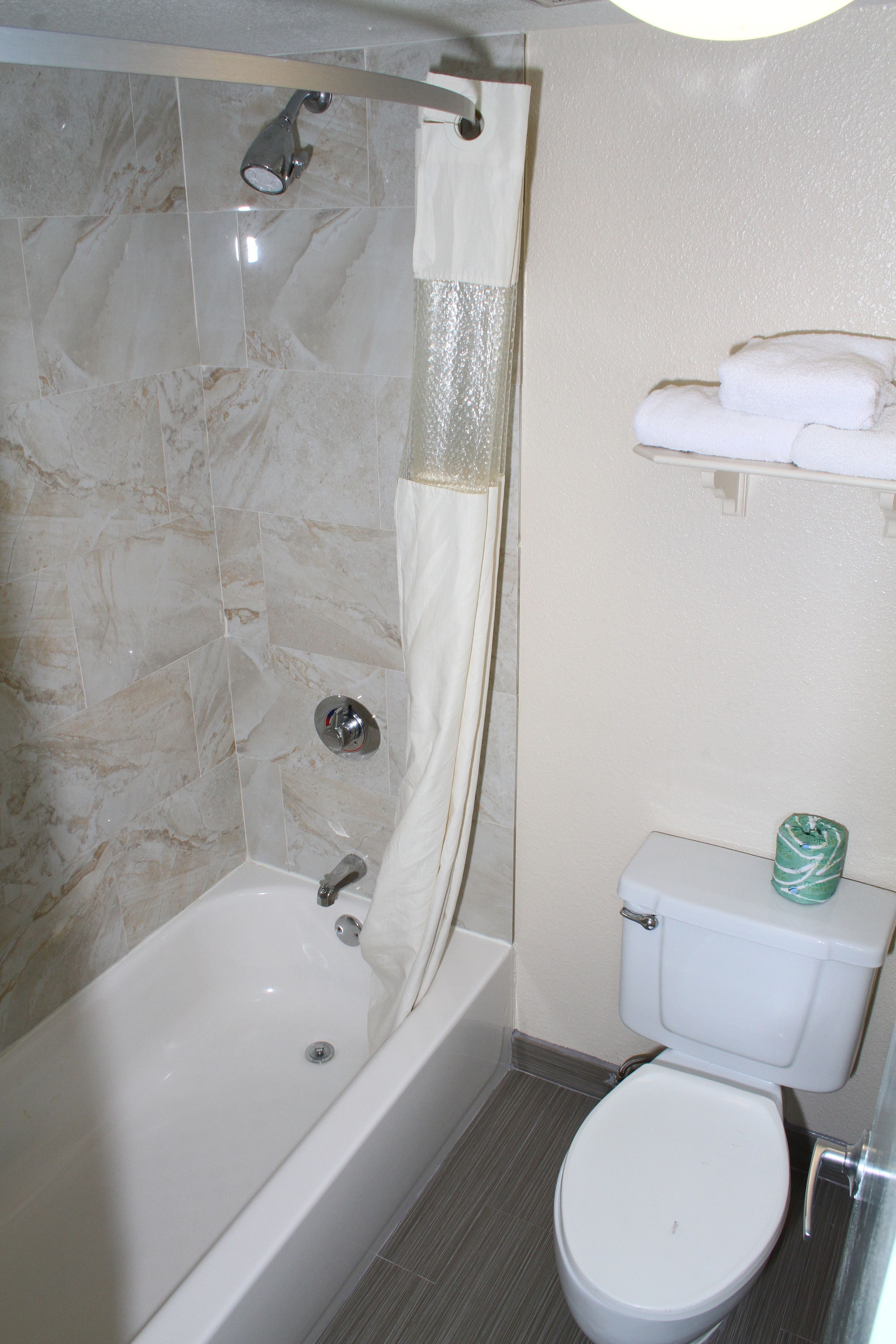 Photo - Days Inn by Wyndham Houston