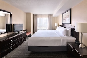 2 bedrooms, premium bedding, pillow-top beds, in-room safe