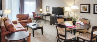Les Suites Hotel Ottawa