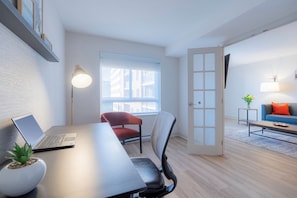 43-Zoll-Flachbildfernseher mit Kabelempfang, Fernseher, Netflix