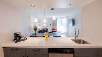 43-inch flat-screen TV with cable channels, TV, Netflix