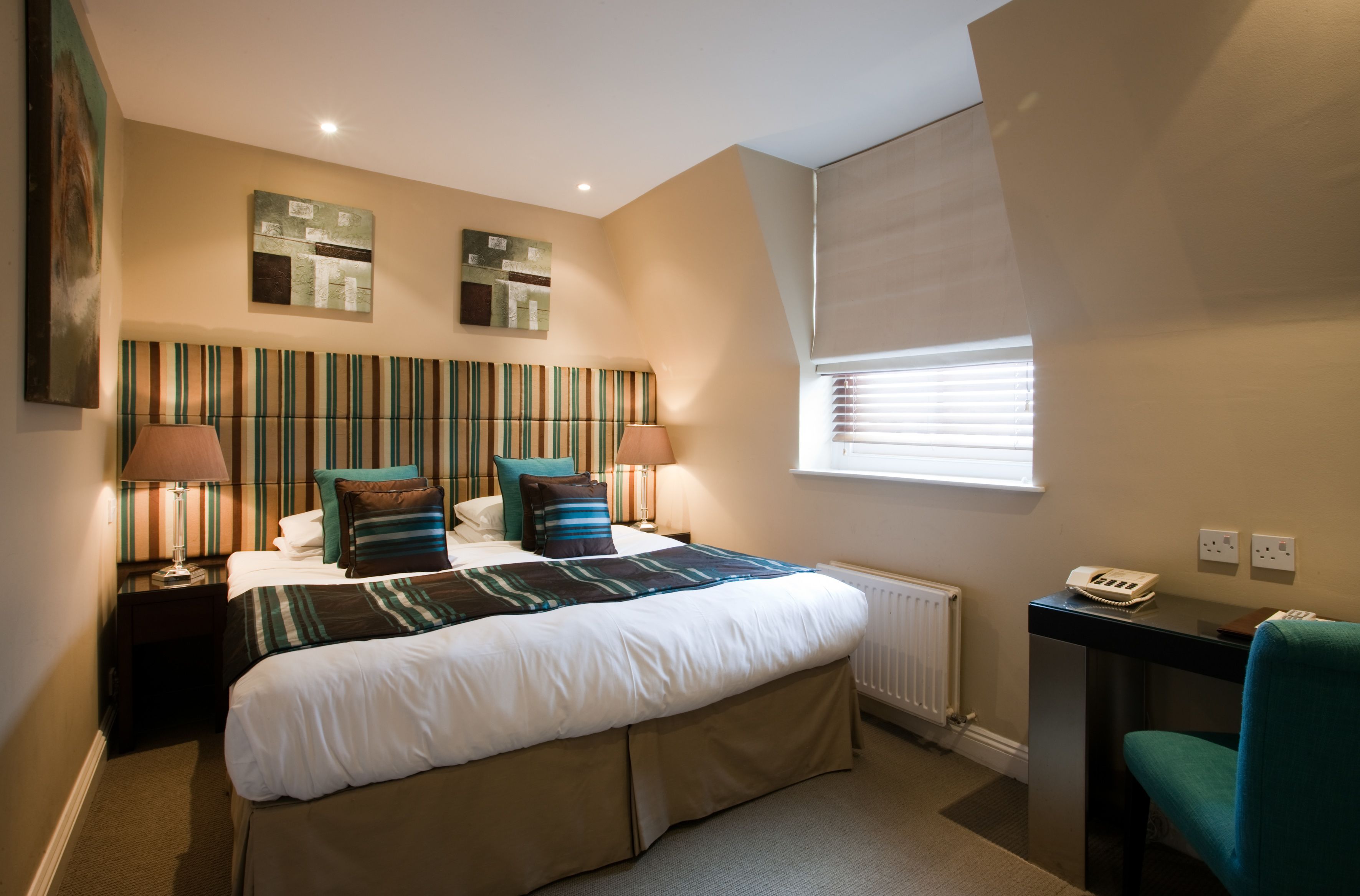 Photo - New Linden Hotel