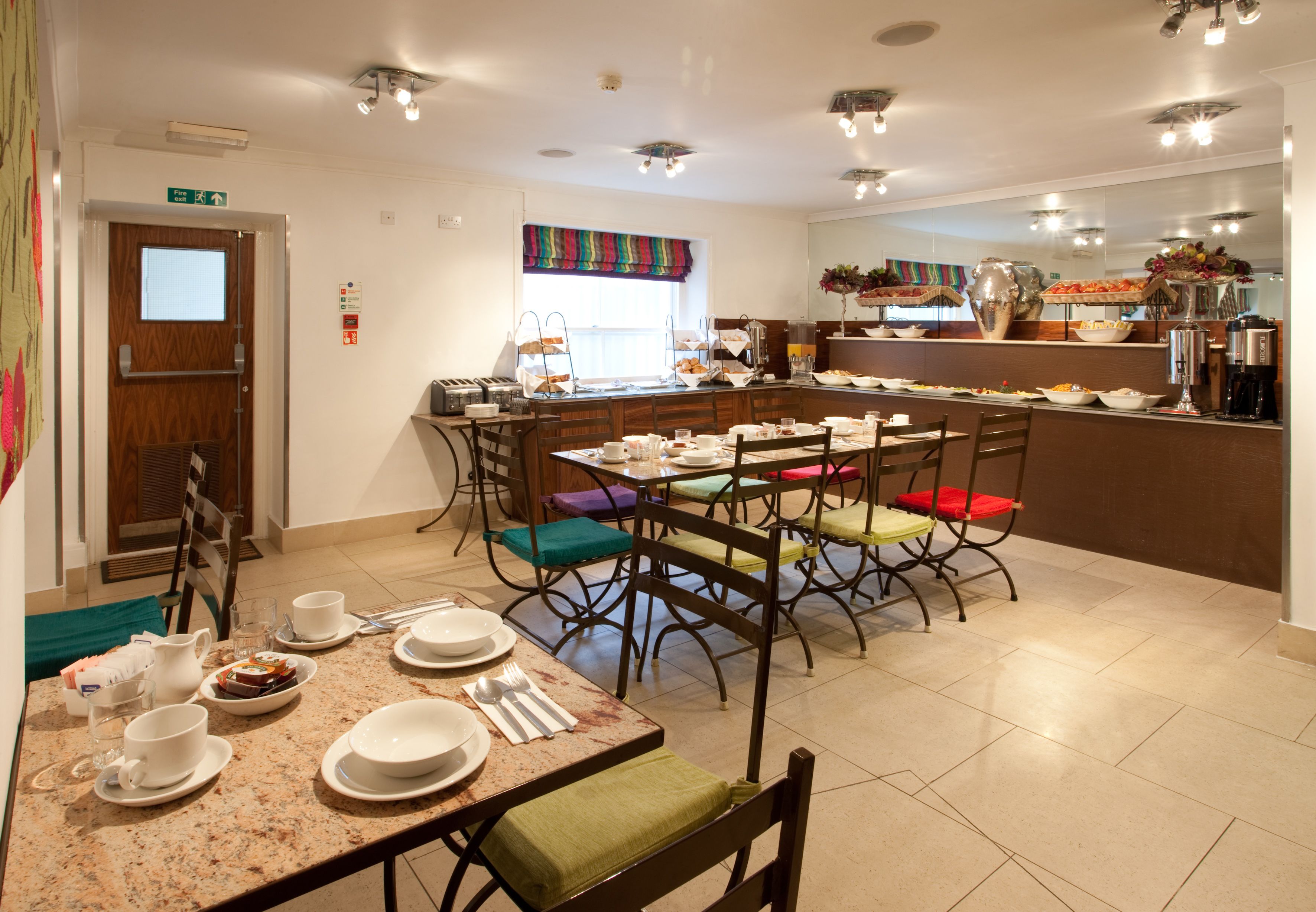 Photo - New Linden Hotel