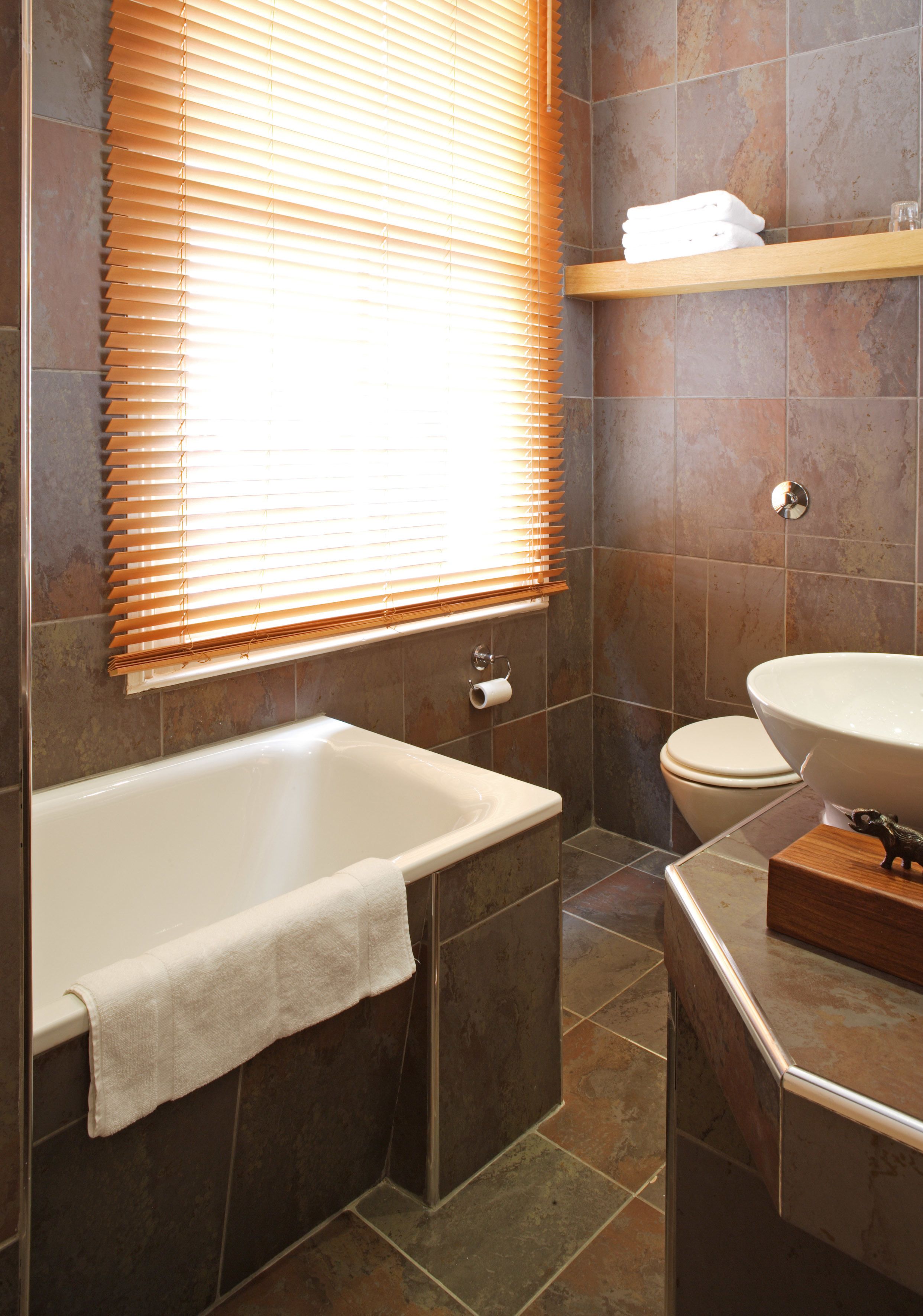 Photo - New Linden Hotel