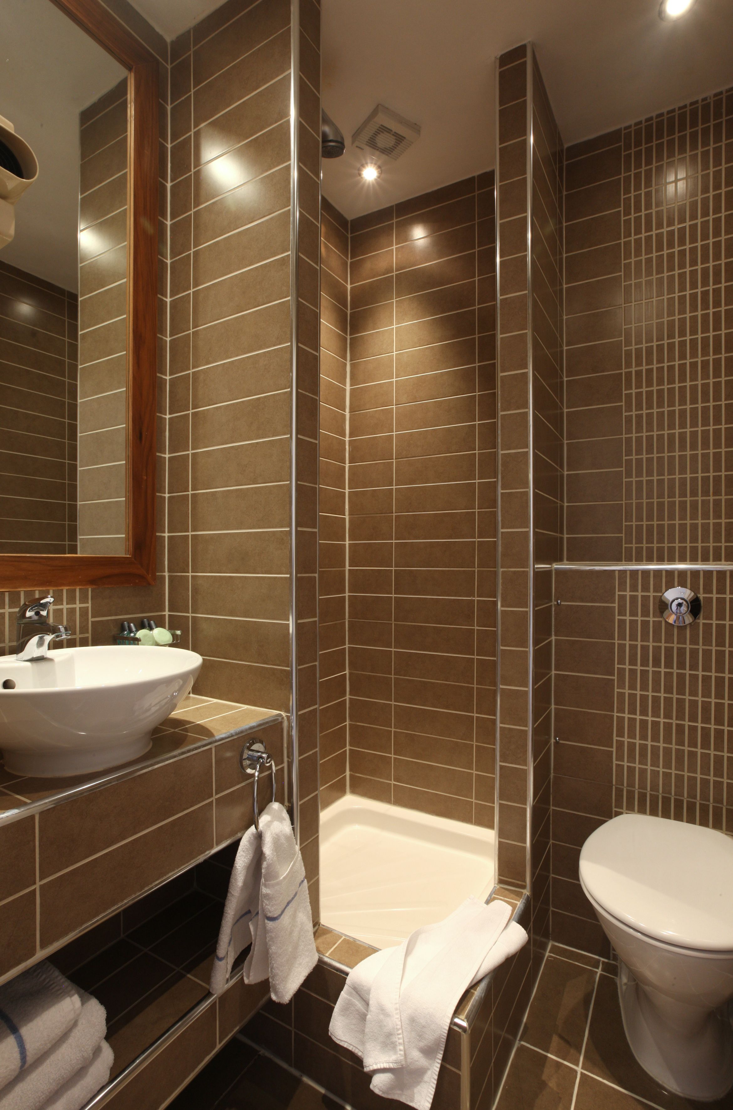 Photo - New Linden Hotel