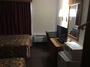 Standard Room, 2 Double Beds, Smoking