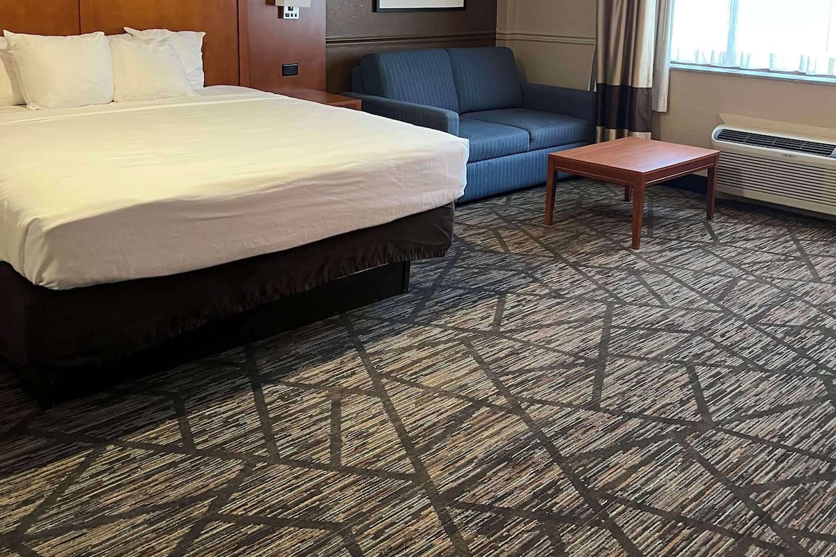 書桌、手提電腦工作空間、熨斗/熨衫板、免費 Wi-Fi