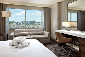 1 bedroom, pillow-top beds, in-room safe, desk