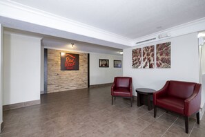 Lobby - Red Roof Inn Houston North - FM 1960 & I-45 (Houston)