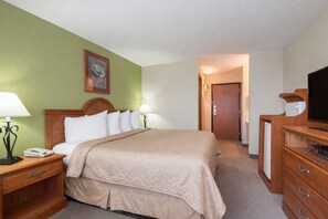Desk, free WiFi, bed sheets - Knights Inn Gallup at 3208 W Hwy 66 (Gallup)