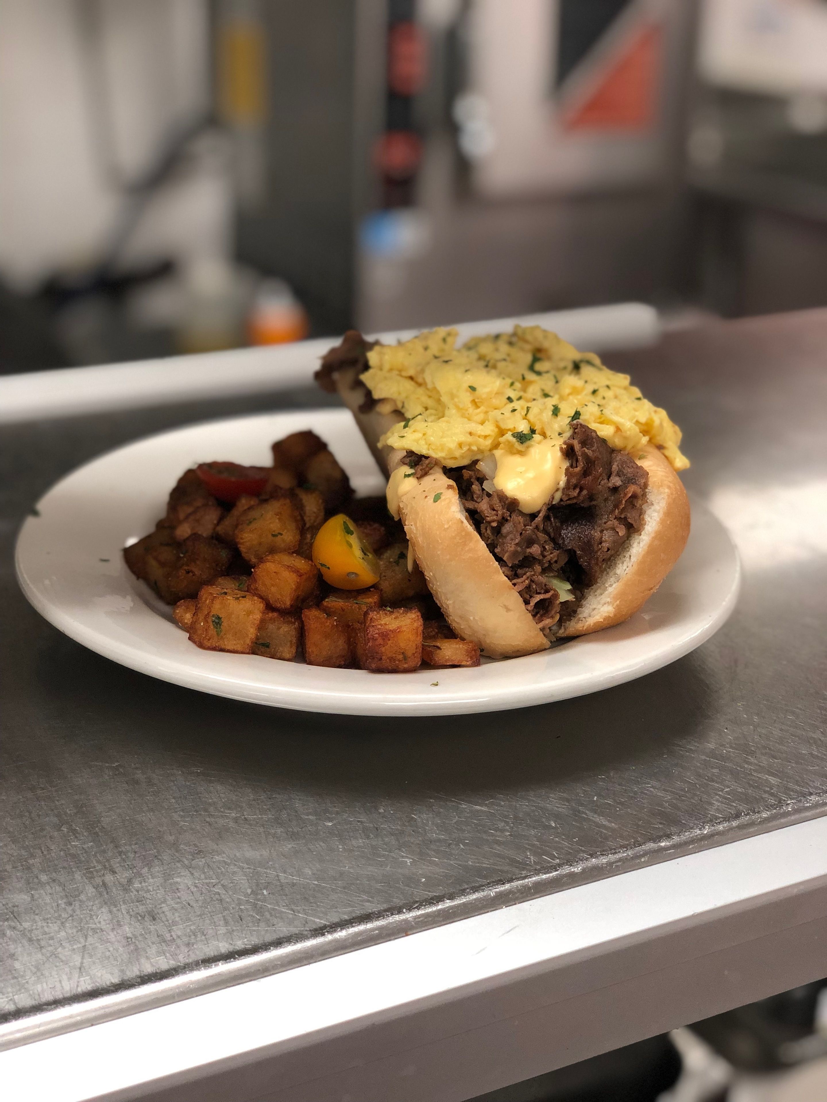 daily cooked-to-order breakfast for a fee