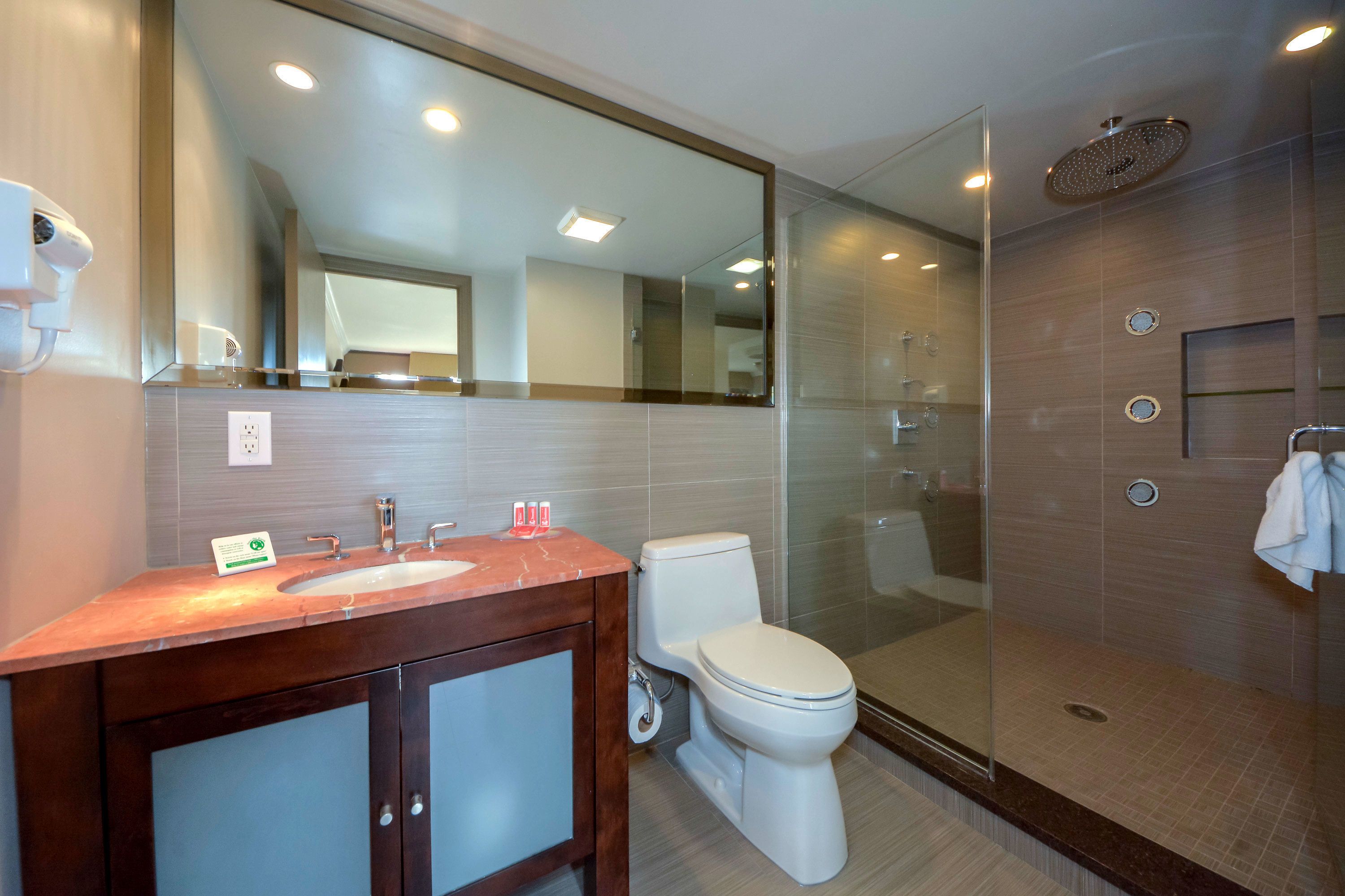 Foto - Super 8 by Wyndham Meadowlands