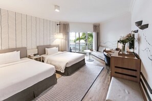 Egyptian cotton sheets, premium bedding, minibar, in-room safe