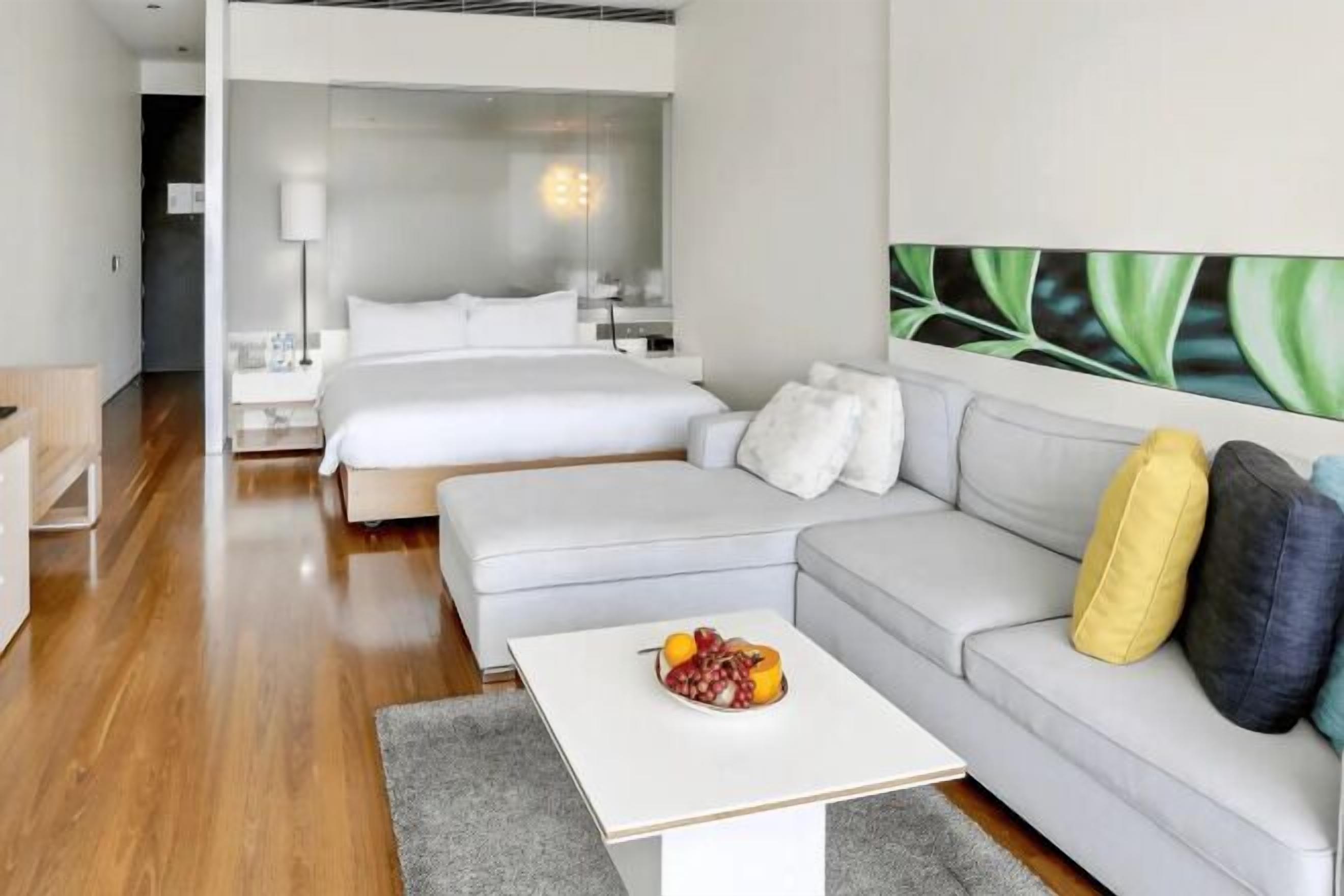 Egyptian cotton sheets, premium bedding, in-room safe, desk