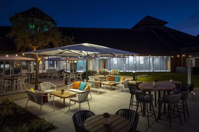 Holiday Inn Aylesbury by IHG