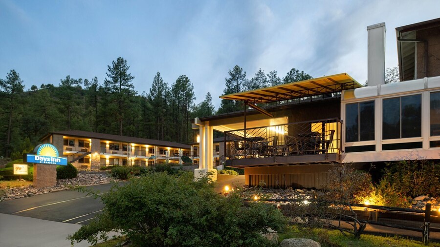 Days Inn by Wyndham Prescott