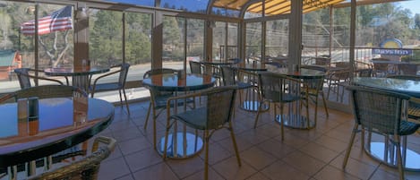 Free daily on-the-go breakfast