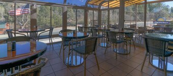 Days Inn by Wyndham Prescott