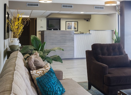 大堂. 查尔梅特 - 新奥尔良码头套房旅店