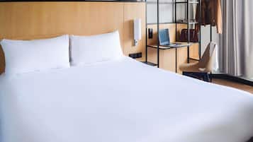 Chambre Standard, 1 lit double | Literie de qualité supérieure, coffres-forts dans les chambres, bureau