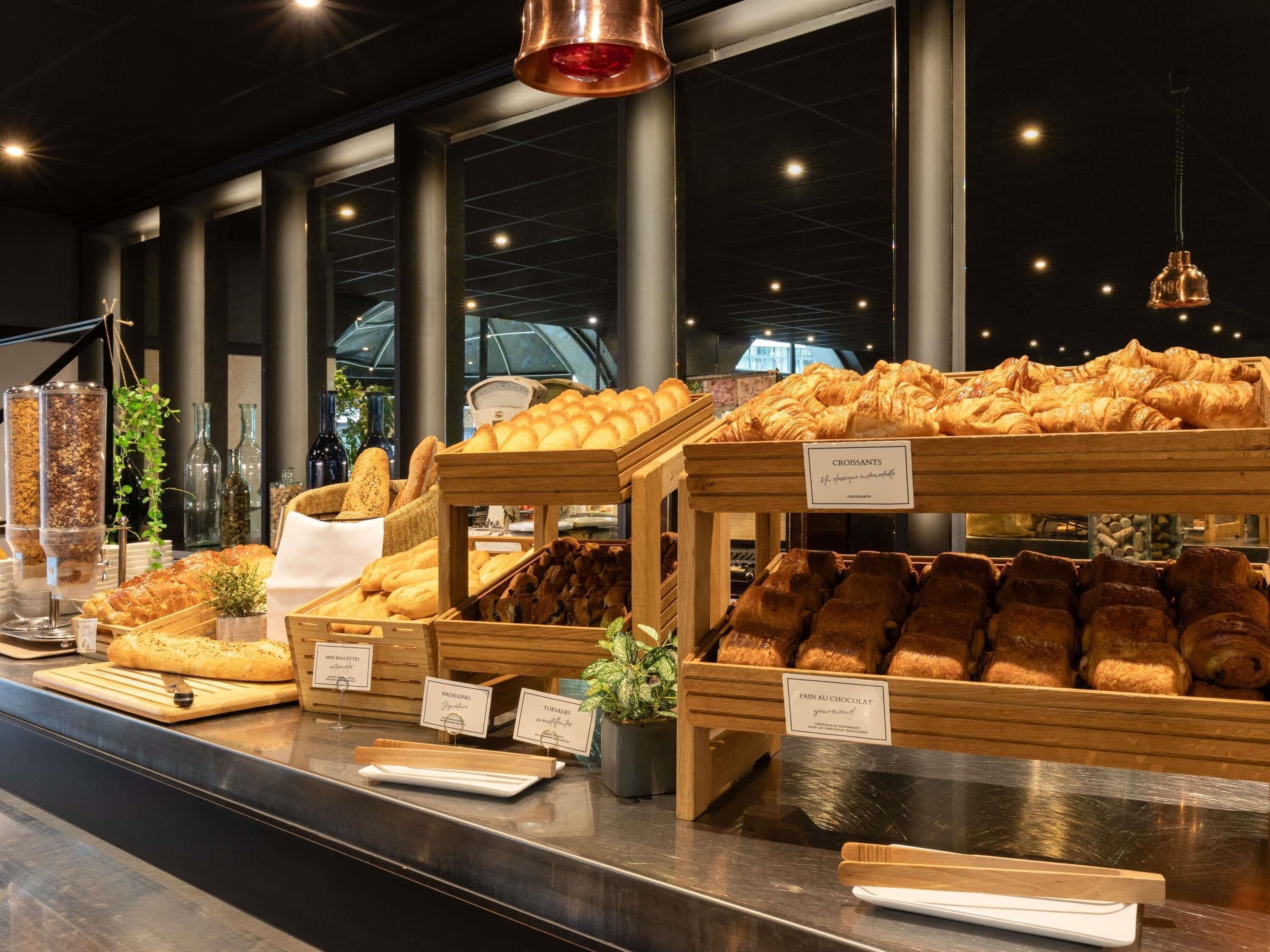 Daily buffet breakfast (EUR 13.90 per person)