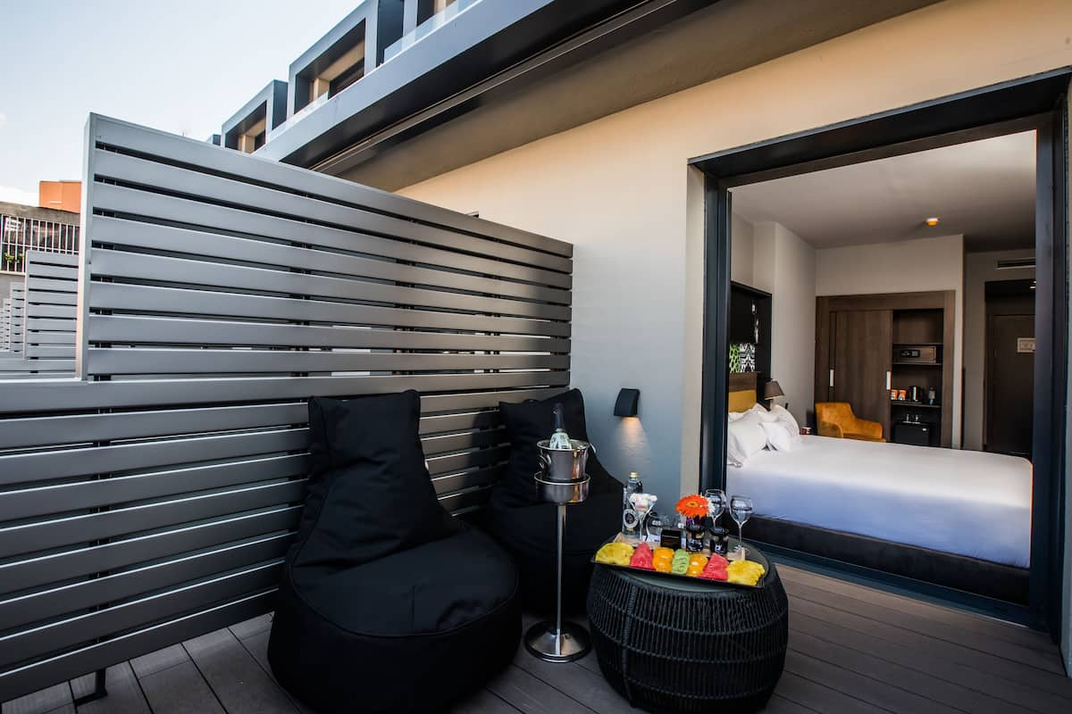 Superior-Doppelzimmer | Minibar, Zimmersafe, Schreibtisch, schallisolierte Zimmer
