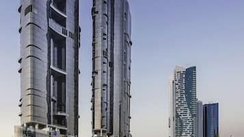 Private beach, free beach cabanas, sun-loungers, beach umbrellas