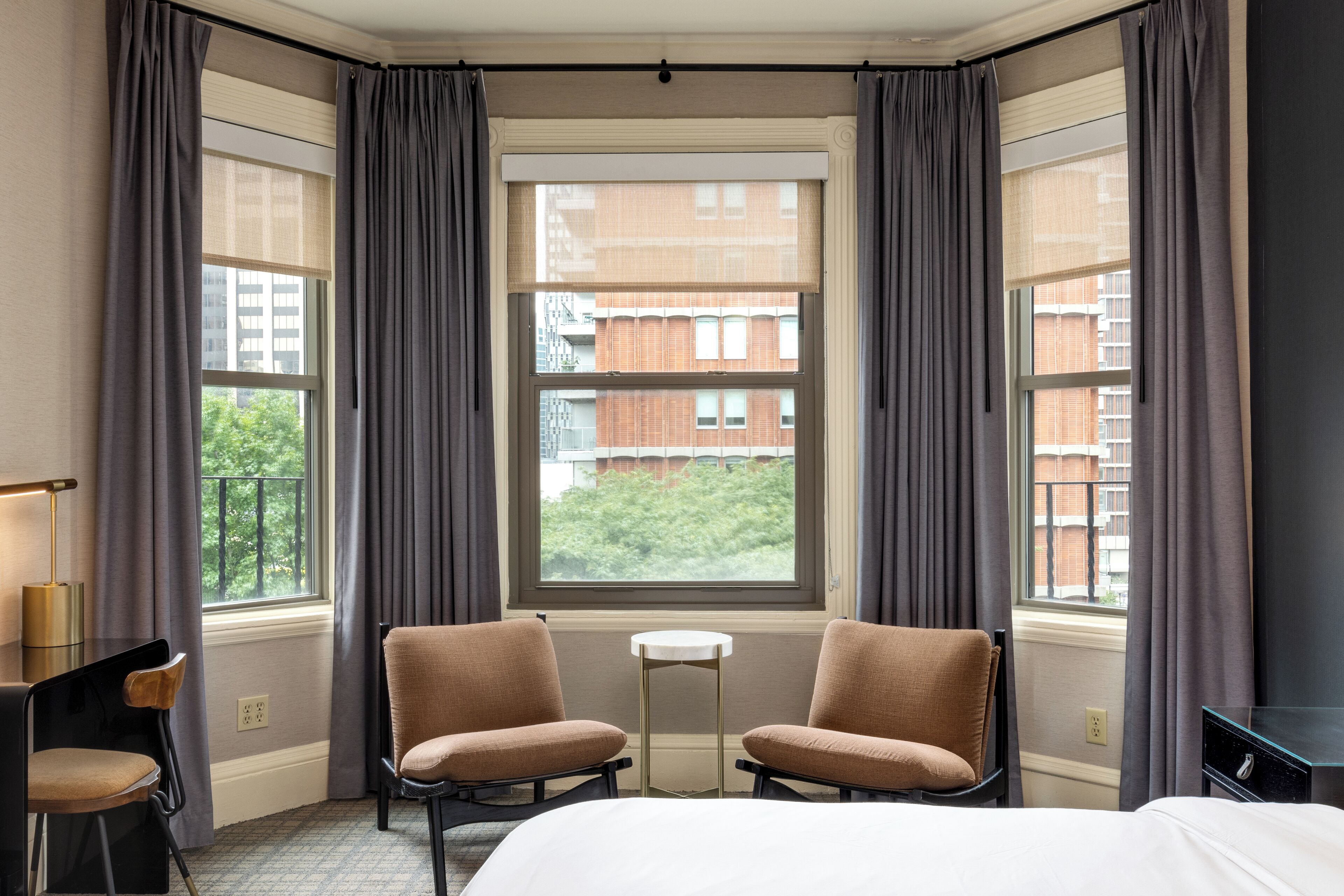 premier room 1 king | city view