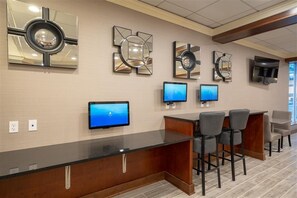 Business center - Best Western Premier Airport/expo Center Hotel (Louisville)