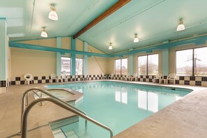 Indoor pool - Comfort Inn Ebensburg (Ebensburg)